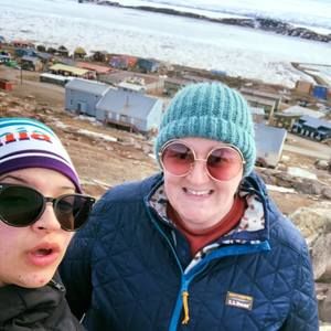 Meet your Posher, Bee